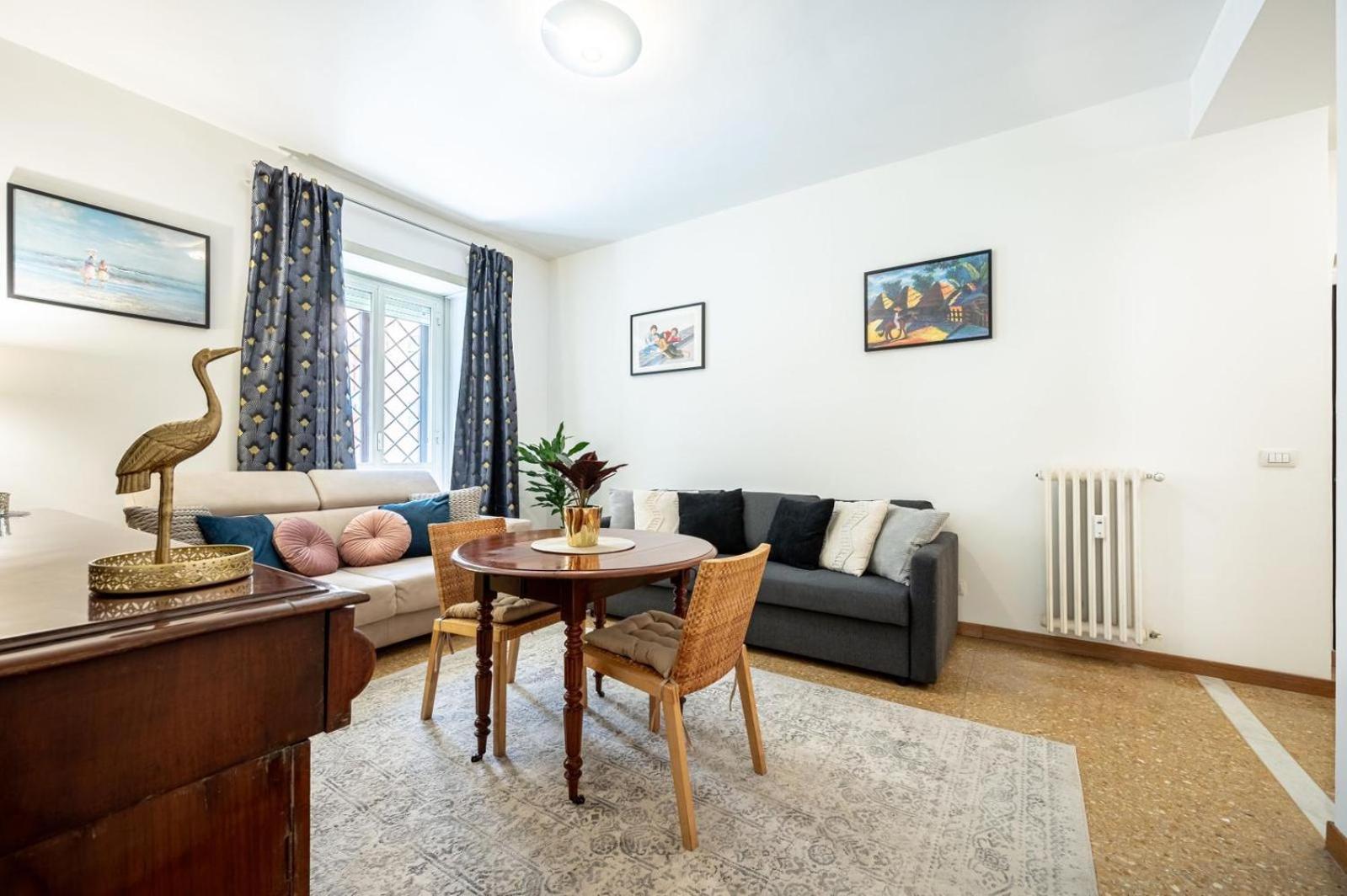 King Size Wifi Air Conditioning Tv50 10min Colosseo-trastevere Apartamento Roma