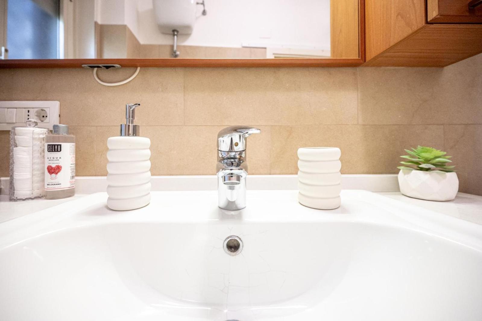 King Size Wifi Air Conditioning Tv50 10min Colosseo-trastevere Apartamento