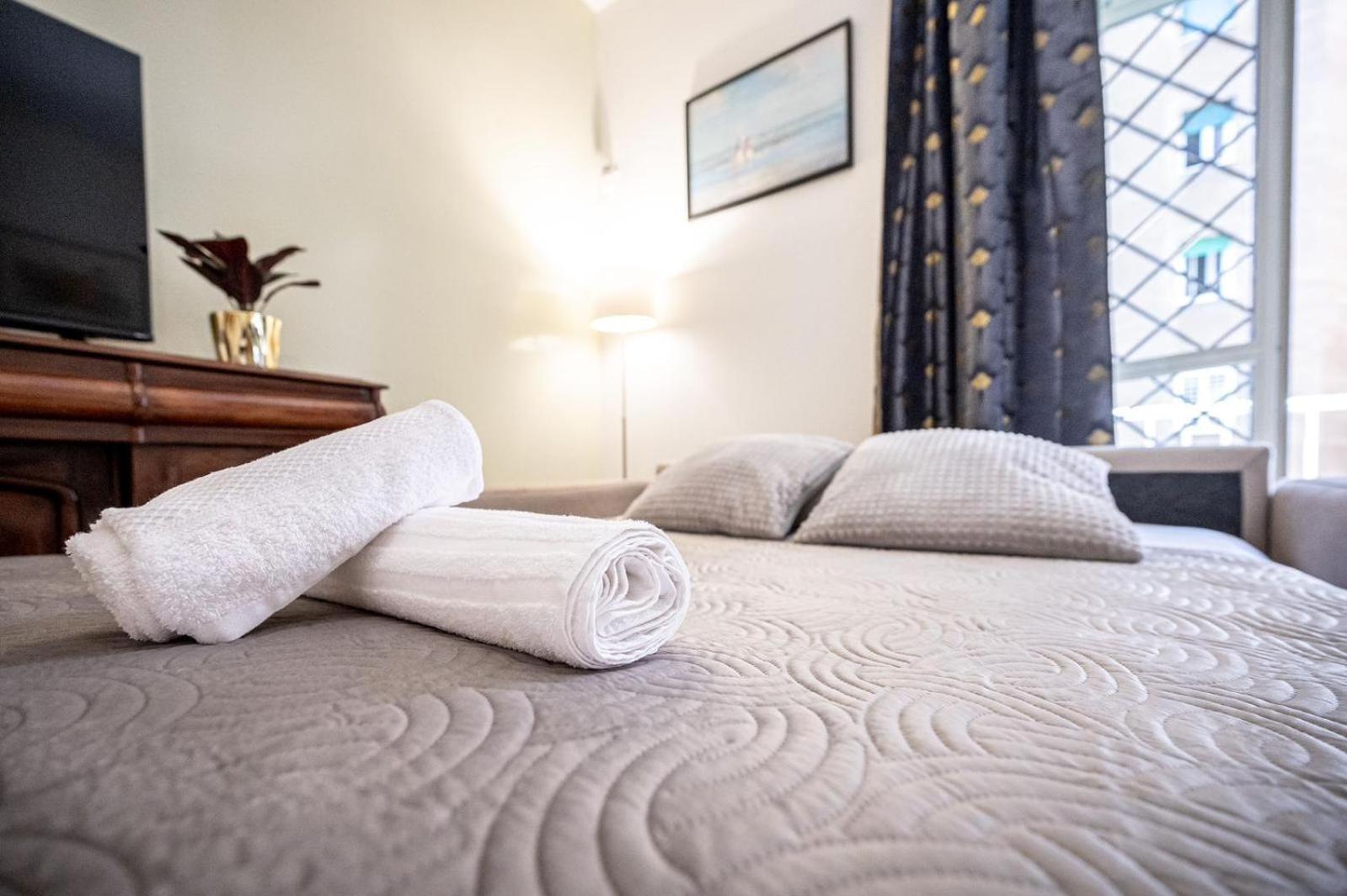 King Size Wifi Air Conditioning Tv50 10min Colosseo-trastevere Apartamento Roma